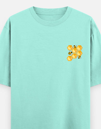 'Bee' A Hero oversized t-shirt front pocket print — Mint drop-shoulder unisex tee | StyleUp.Today